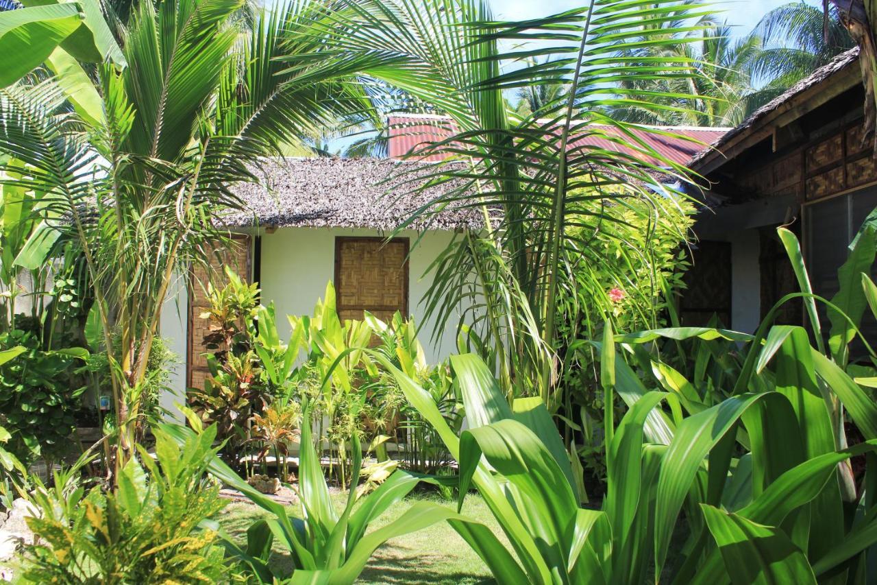 Footprints Homestay (Adults Only) General Luna  Kültér fotó